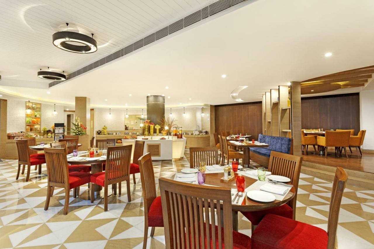 Sarovar Portico Outer Ring Road Bangalore Exterior foto